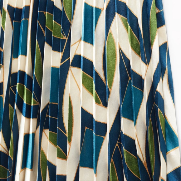 Mango Printed Pleated Midi Skirt - Picture 3 of 8